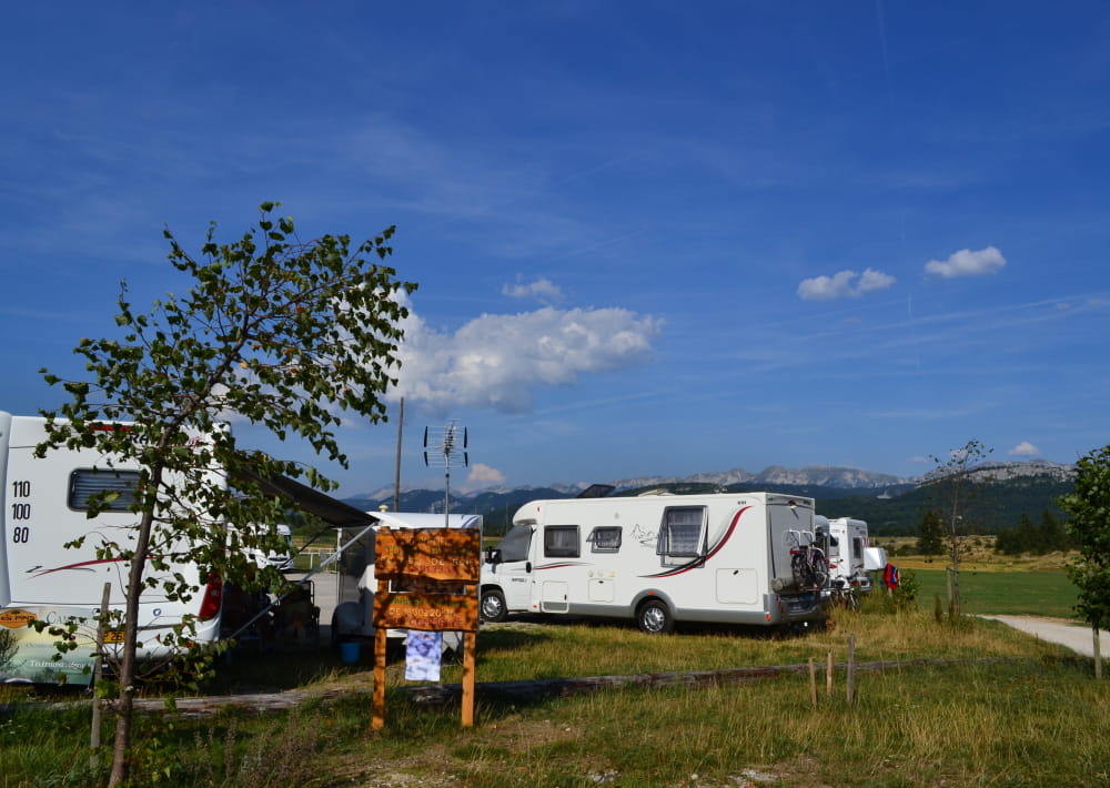 Aire Camping Cars De Vassieux En Vercors La Dr Me Tourisme