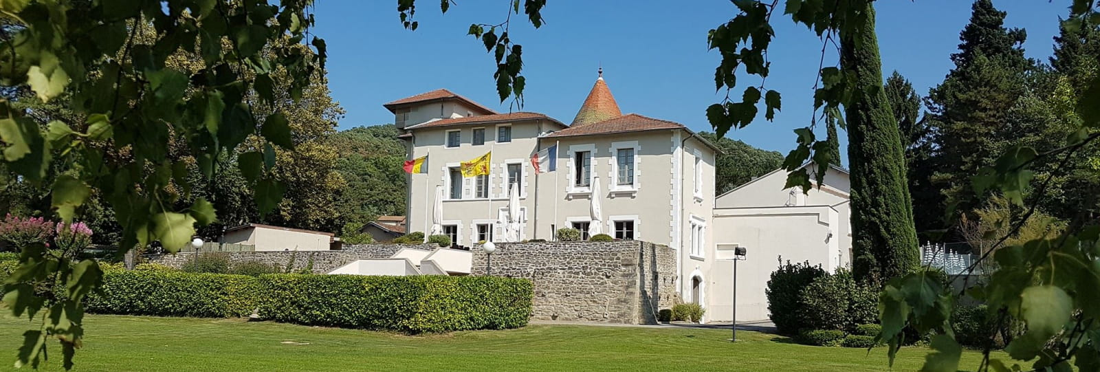 Chateau de Collonges_Saint Dona